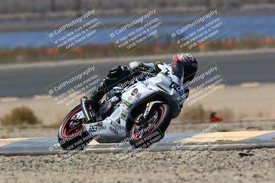 media/Apr-15-2022-Apex Assassins (Fri) [[9fb2e50610]]/Trackday Level 1/Session 3/Turn 14/